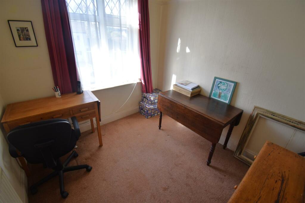 Additional image 16 of Walking Distance Of Elmlea Schools & Stoke Lane Shops In WOT