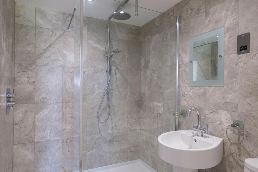 Additional image 19 of Walton Crescent, Winford