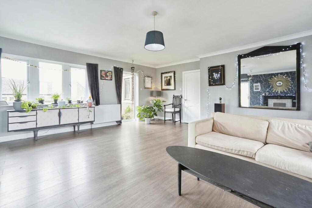 Additional image 27 of Manor Park, Keighley, BD22