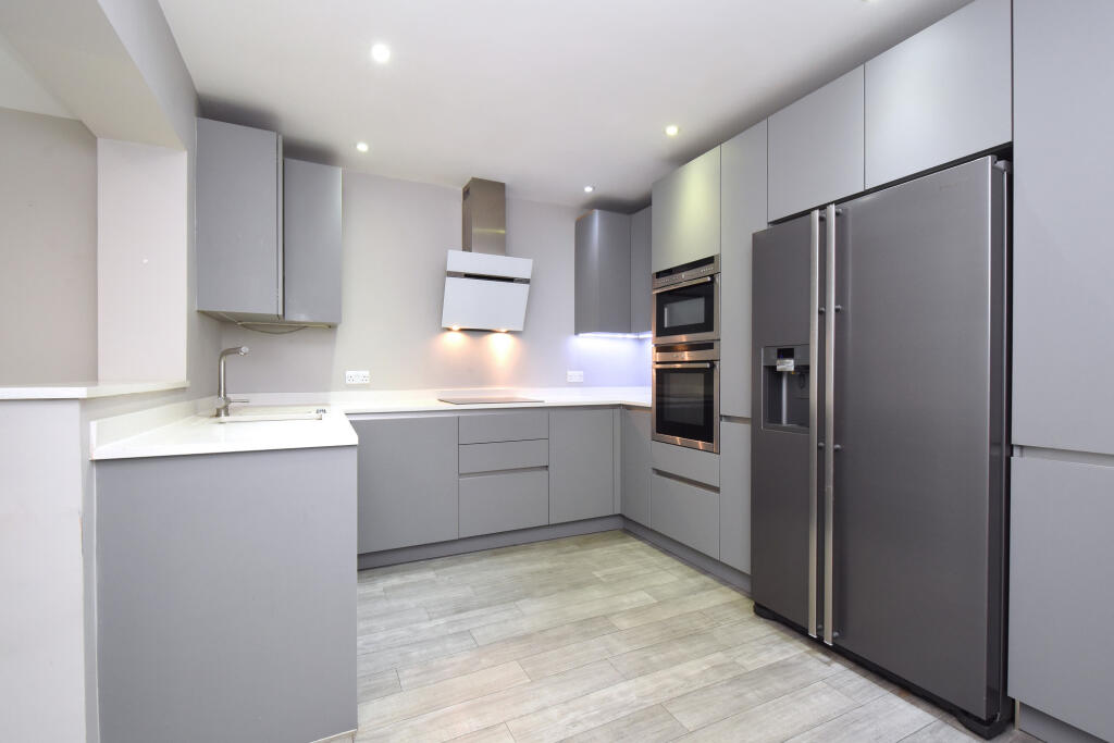 Additional image 4 of Clock House Road,  Beckenham, BR3