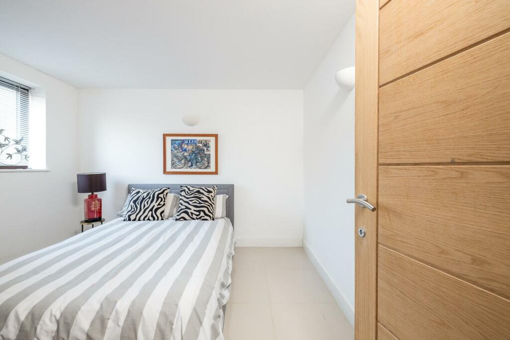 Additional image 10 of Murray Street, Southville