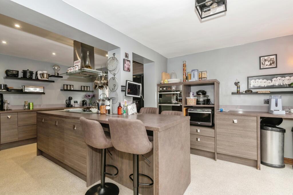 Additional image 21 of Oakleigh Avenue, Bradford, BD14