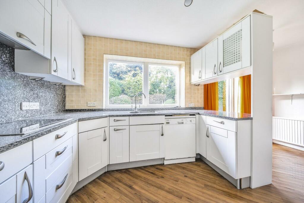 Additional image 6 of Fox Lane, Keston