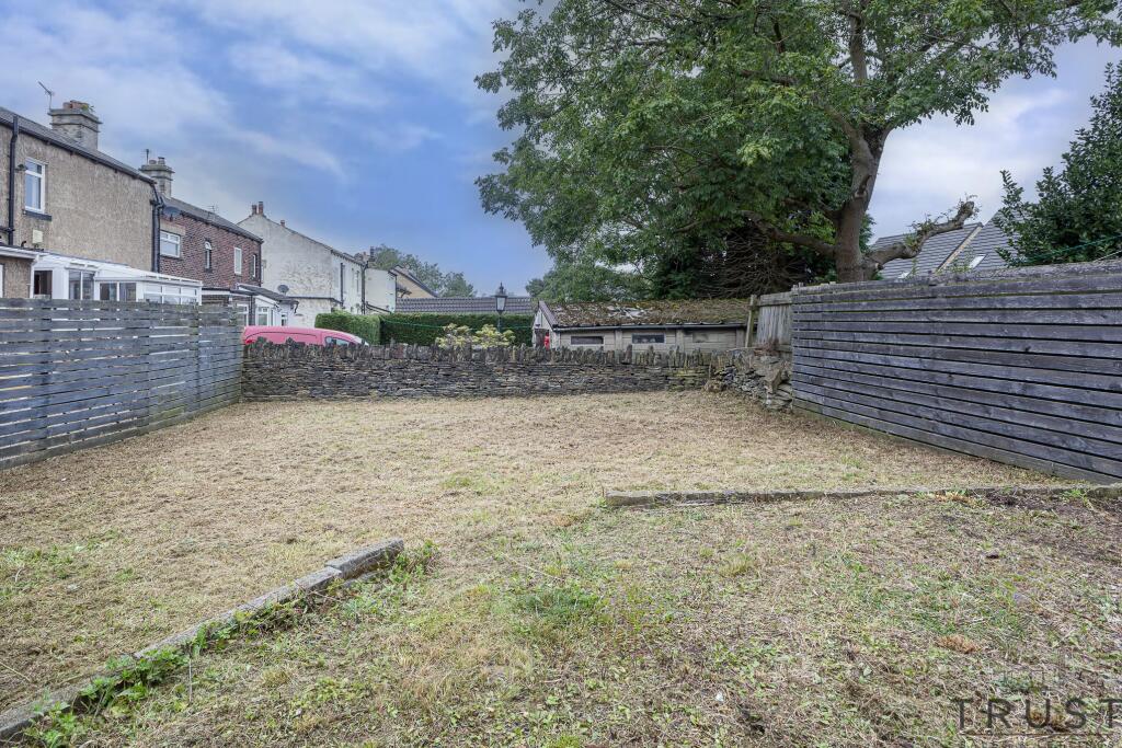 Additional image 26 of Halifax Road, Hartshead Moor, Cleckheaton