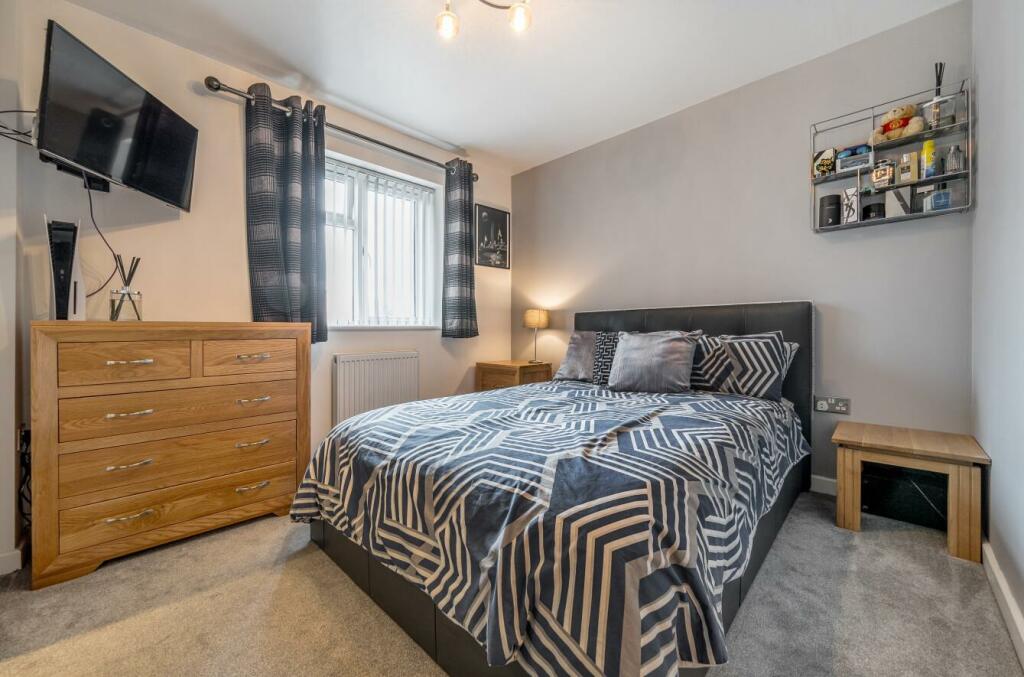 Additional image 12 of Broadway, Yate