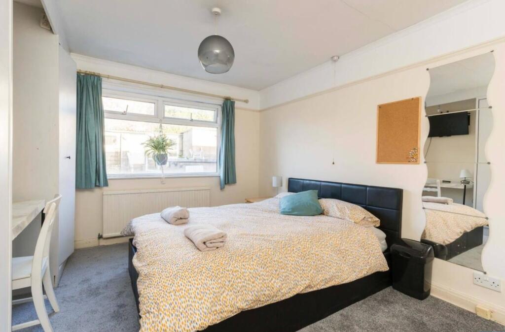 Additional image 11 of Muller Road, Bristol