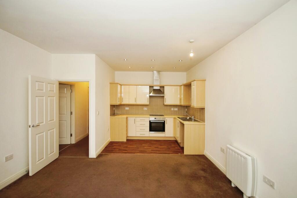 Primary image of Hanham Road, Kingswood, Bristol, Gloucestershire, BS15
