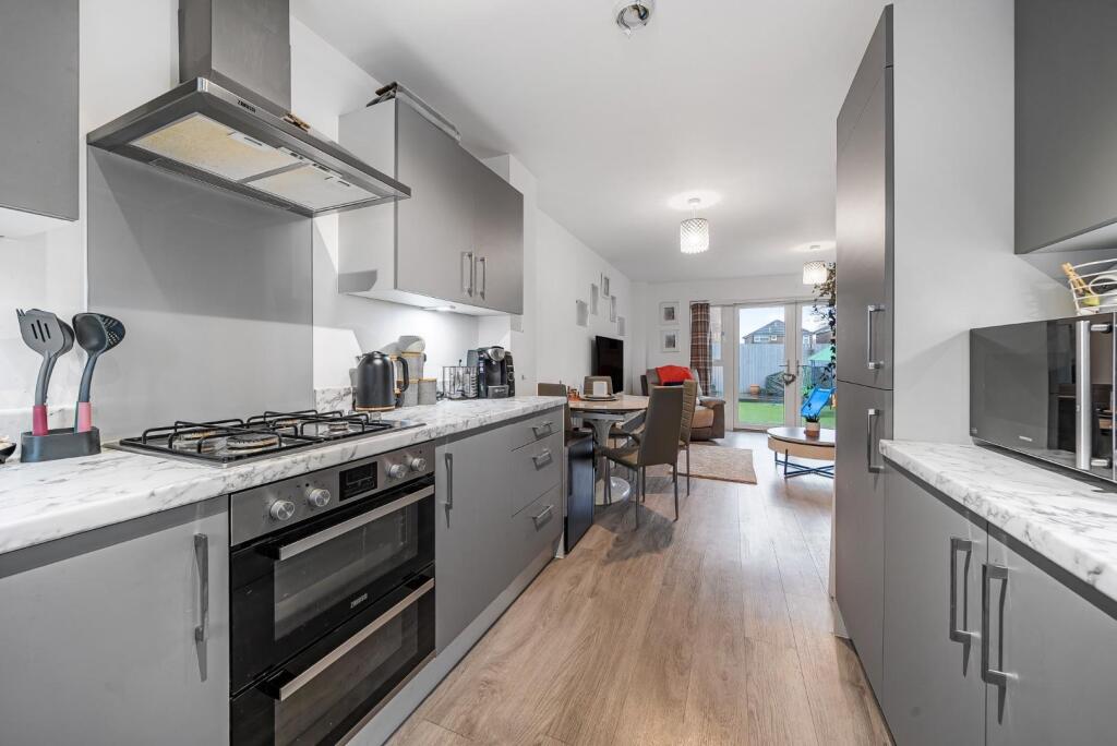 Additional image 5 of Nearly new family home in central Yatton