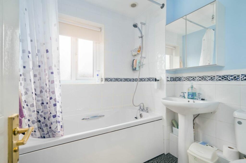 Additional image 20 of Summerbank Close, Drighlington, Bradford