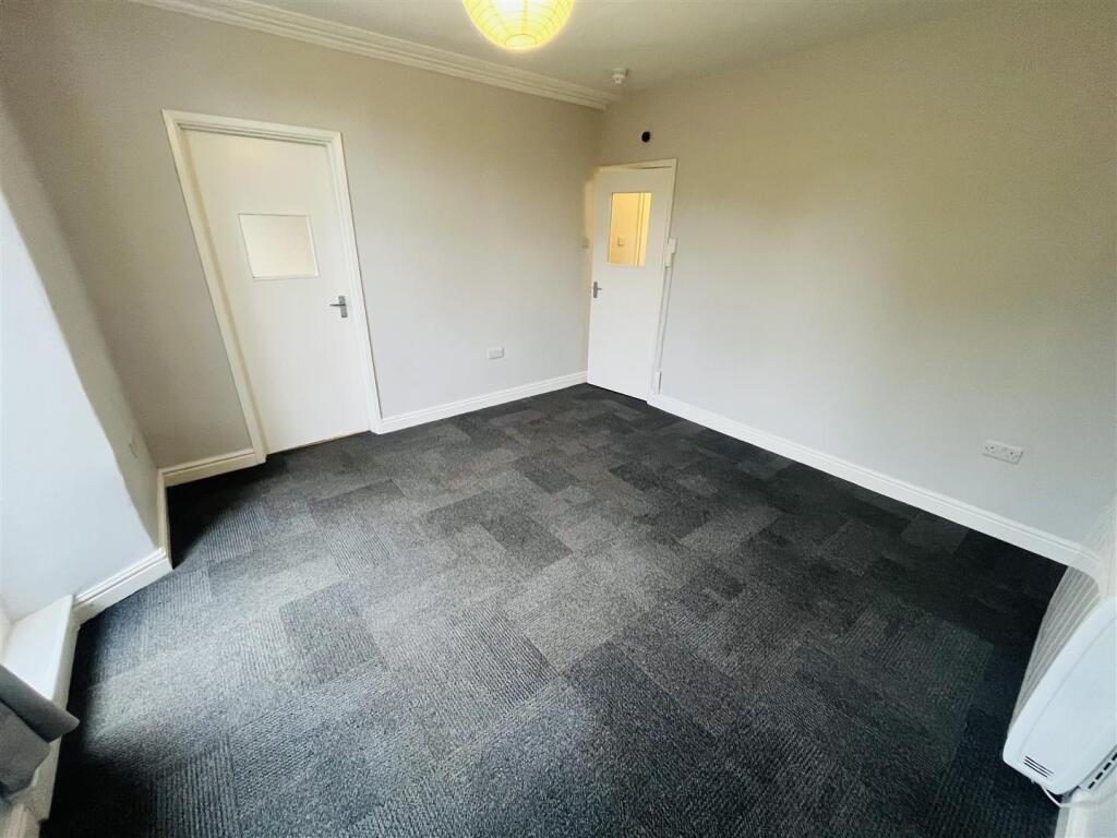Additional image 3 of BPC00626 Garden Flat, Whatley Road, Clifton, Bristol