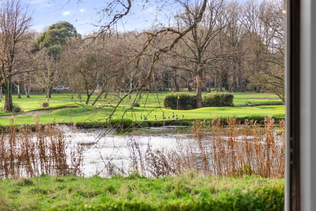 Additional image 5 of Barnfield Wood Close, Beckenham, BR3