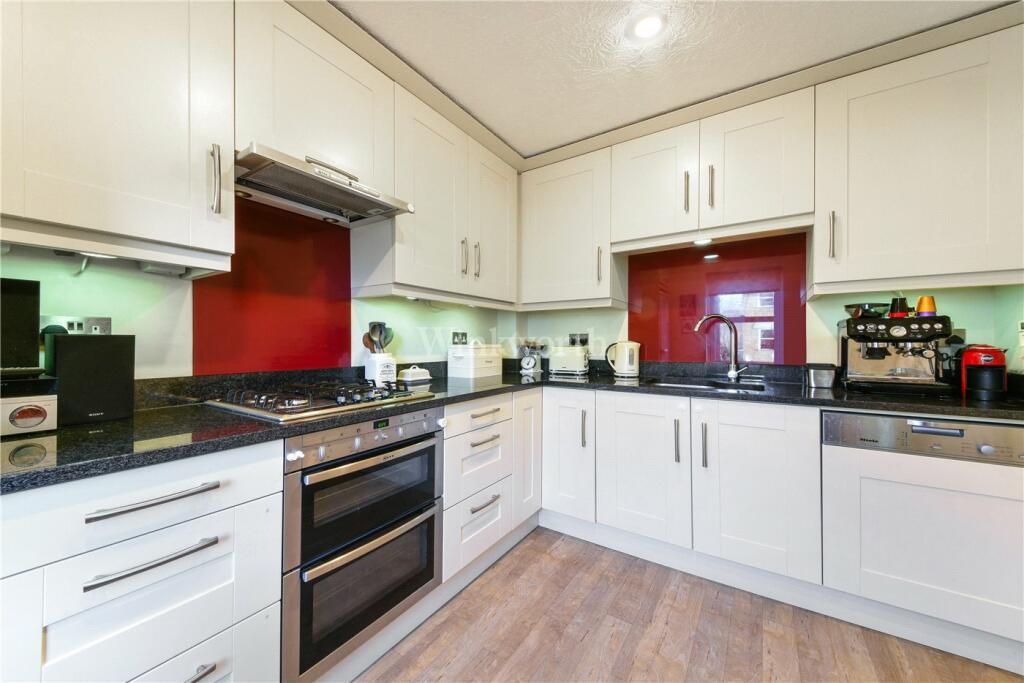 Additional image 2 of Vicarage Drive, Beckenham, BR3