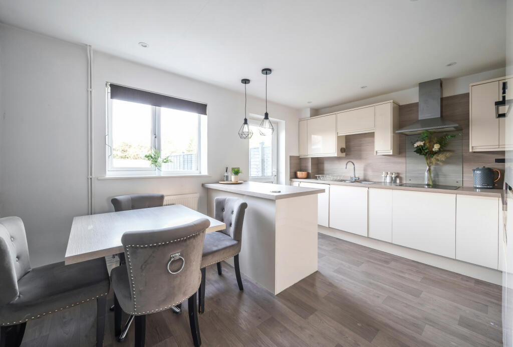 Additional image 2 of York Close, Yate, Bristol, Gloucestershire, BS37