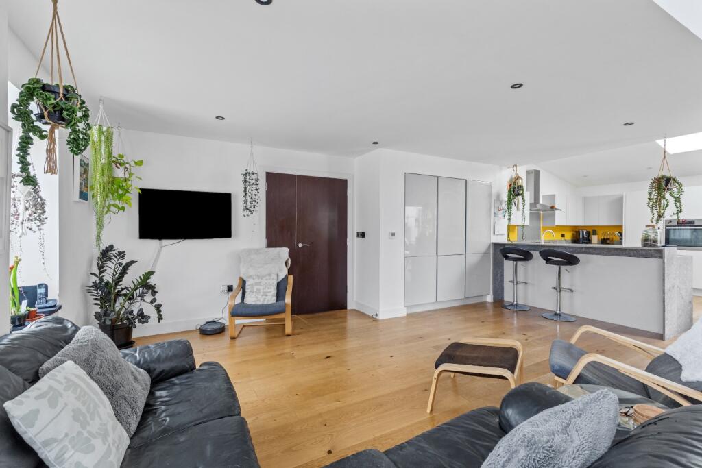 Additional image 16 of Timberyard Lane, Lewes, East Sussex, BN7 2AU