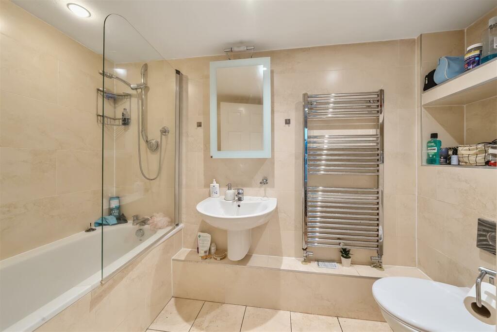 Additional image 6 of Oakfield Road, Clifton