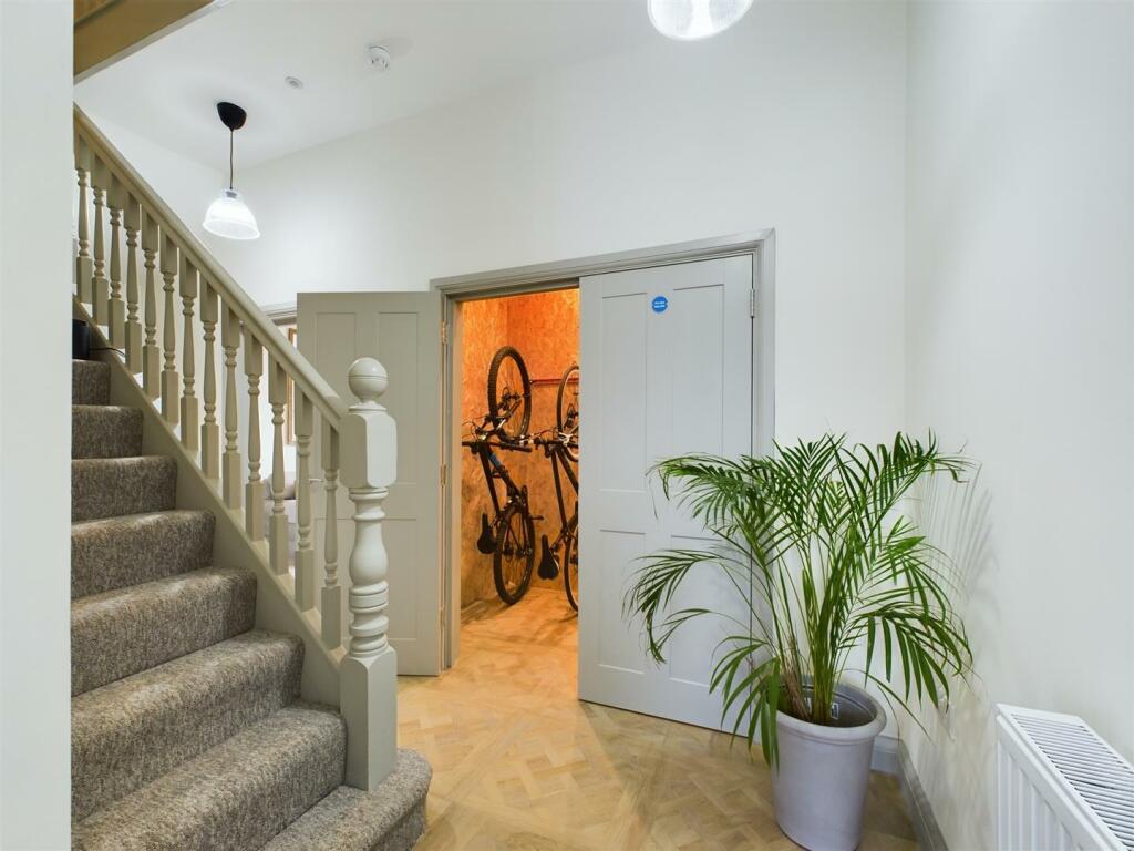 Additional image 6 of Charlton Road, Kingswood
