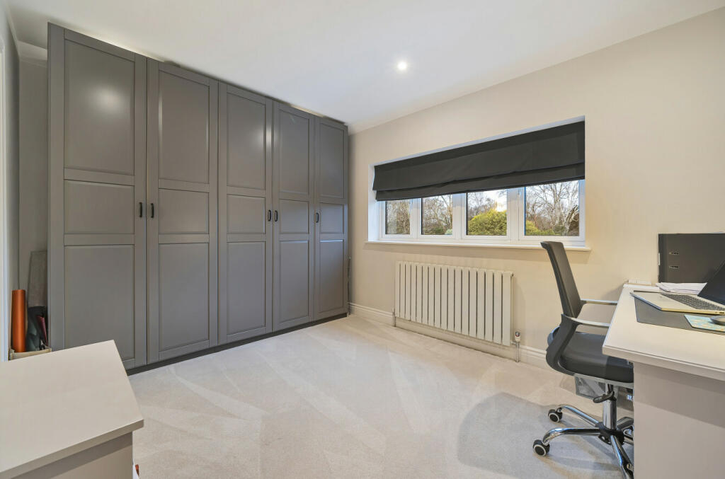 Additional image 29 of Sutherland Avenue, Petts Wood, BR5