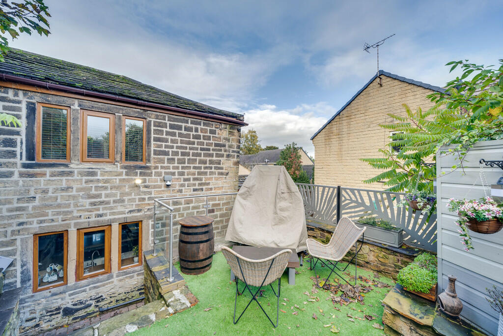 Additional image 24 of Littlecroft Cottage, Oxford Road, Gomersal