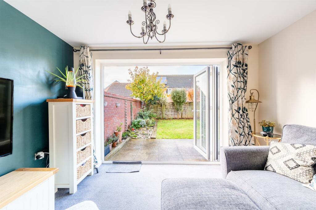 Additional image 26 of Mendip Road - Stunning Family Home!