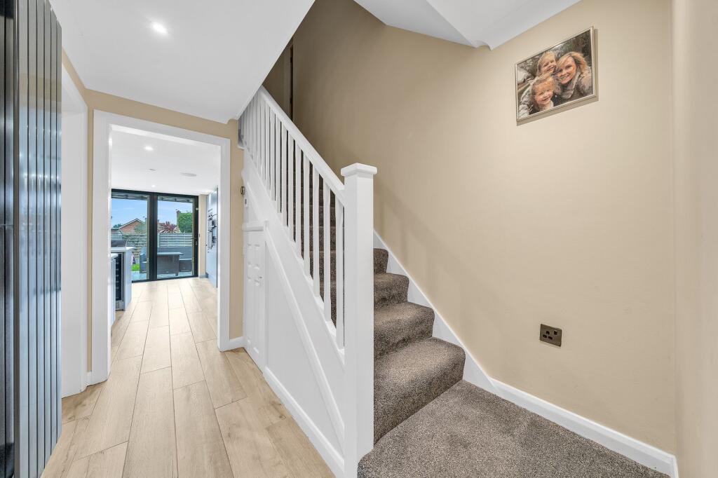 Additional image 9 of Beechwood Rise, Chislehurst, BR7