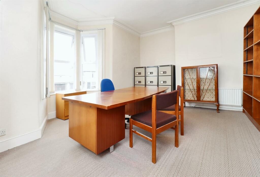 Additional image 5 of High Street offices in Yatton