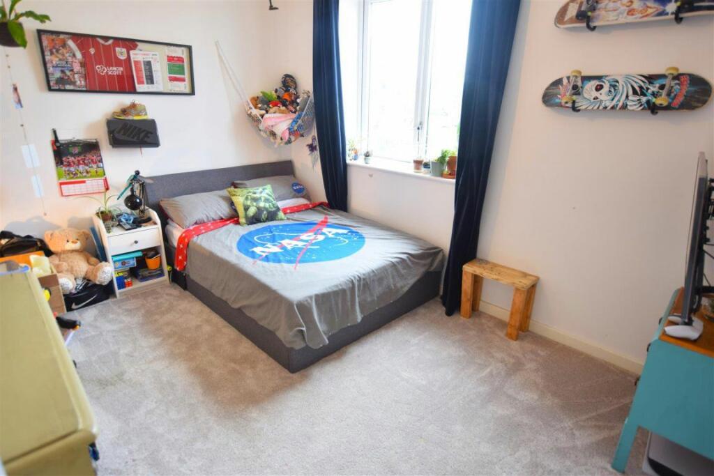 Additional image 7 of Harbour Crescent, Portishead, North Somerset