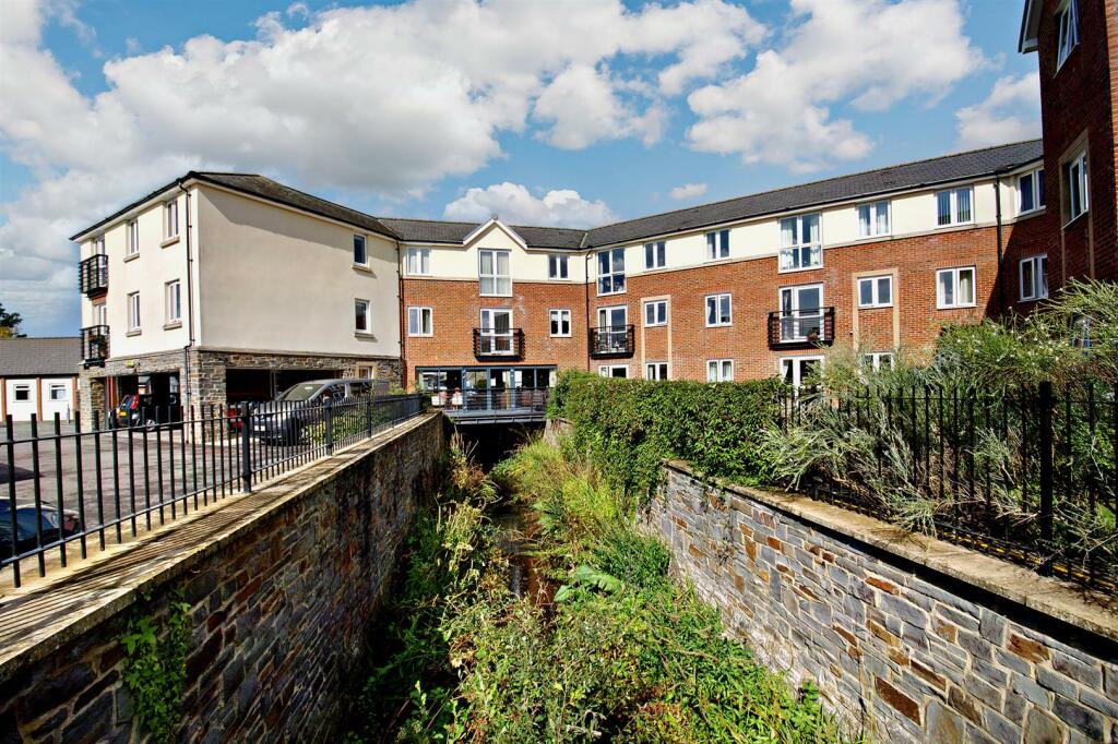 Additional image 15 of Coleridge Court, Clevedon, BS21 6FL