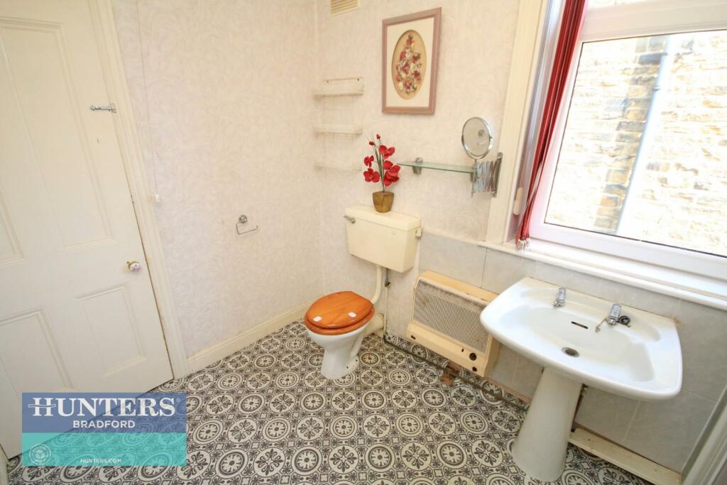 Additional image 30 of REF SR - Cliffe Avenue Baildon, Shipley, West Yorkshire, BD17 6PD