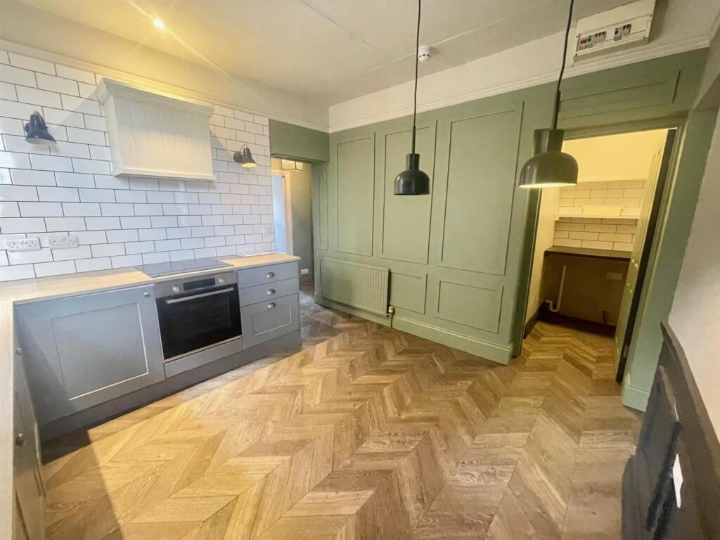 Additional image 4 of Flat 1 Pinehurst, 17 Bellevue Road, Clevedon