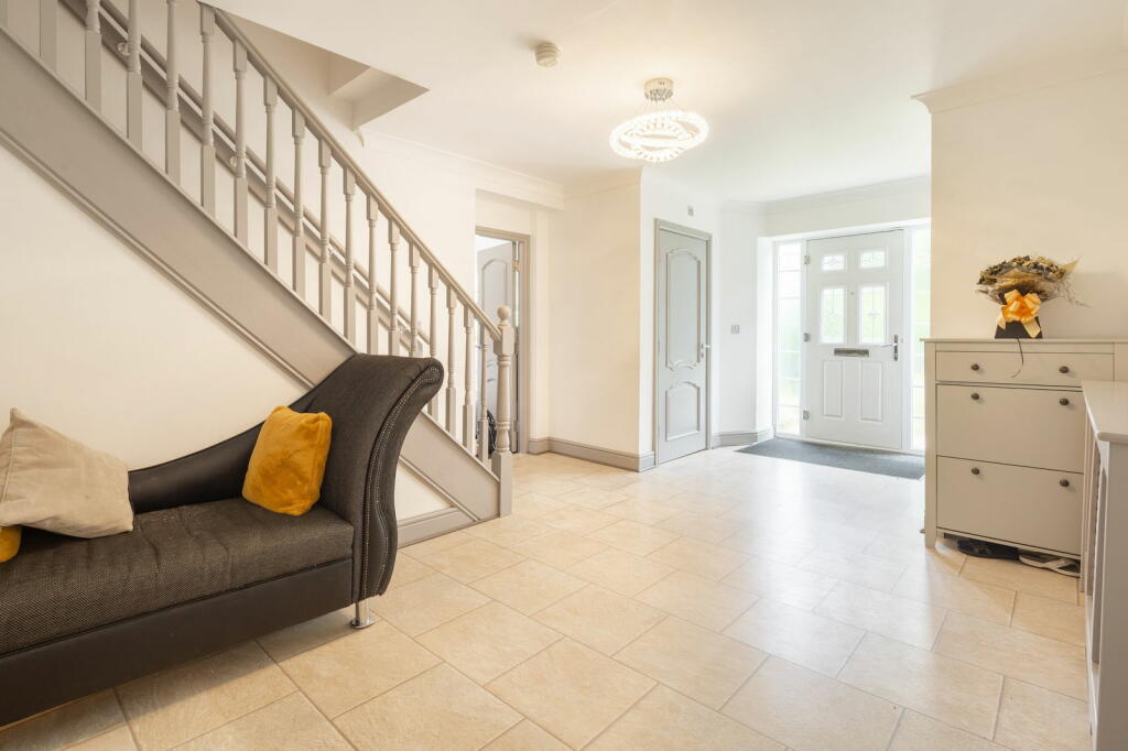 Additional image 4 of Grange Park Drive, Bingley, BD16 1NJ