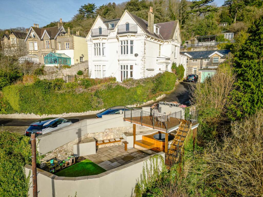 Additional image 32 of South Road - Refurbished & Character Filled Flat - No Chain