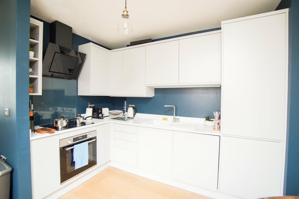 Additional image 6 of Waverley House, Cathedral Walk, Harbourside