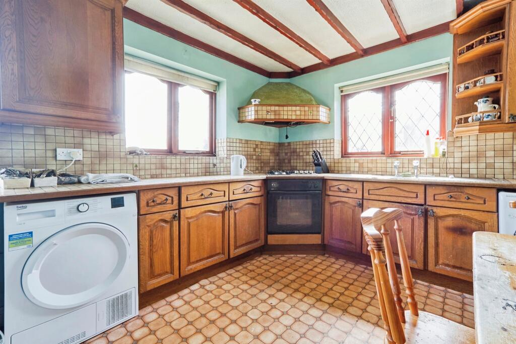 Additional image 17 of Jamie Court, Bradford