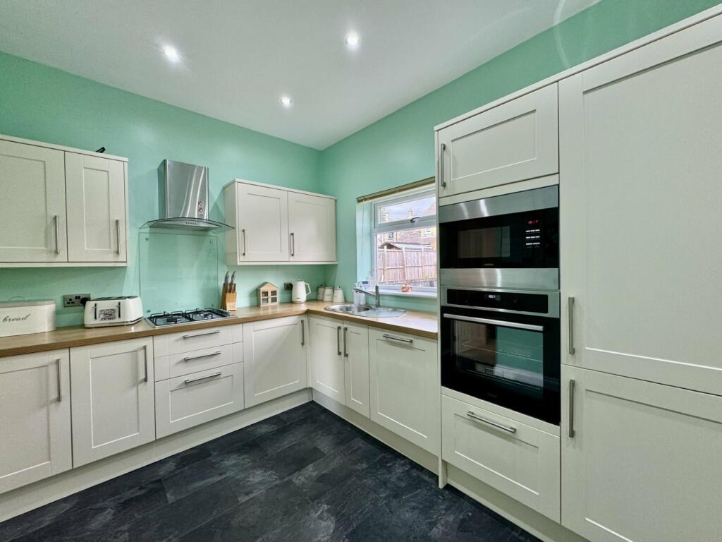 Additional image 7 of Cleckheaton Road, Oakenshaw, BD12