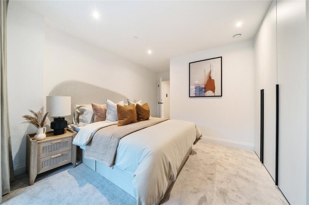 Additional image 8 of Tweedy Road, Bromley