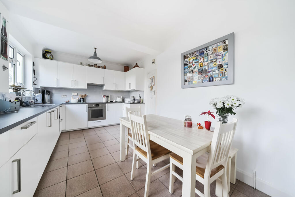 Additional image 21 of Avondale Road, Bromley