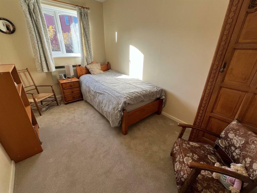 Additional image 9 of Excellent Retirement Apartment in Henleaze Bristol