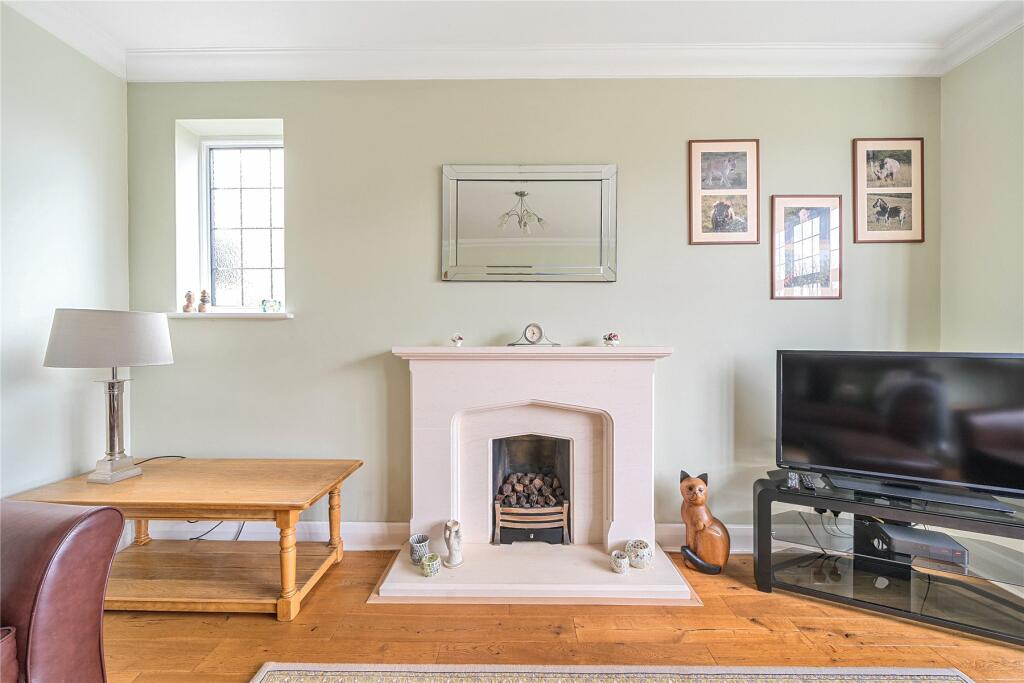 Additional image 15 of Woodland Way, West Wickham