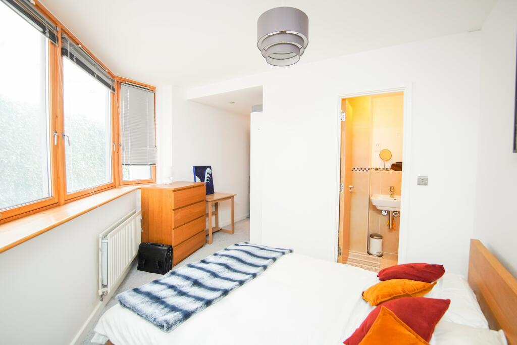 Additional image 12 of Waverley House, Cathedral Walk, Harbourside