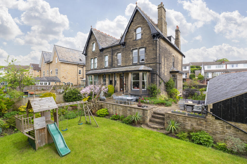 Additional image 36 of Hall Bank Drive, Bingley, West Yorkshire, BD16