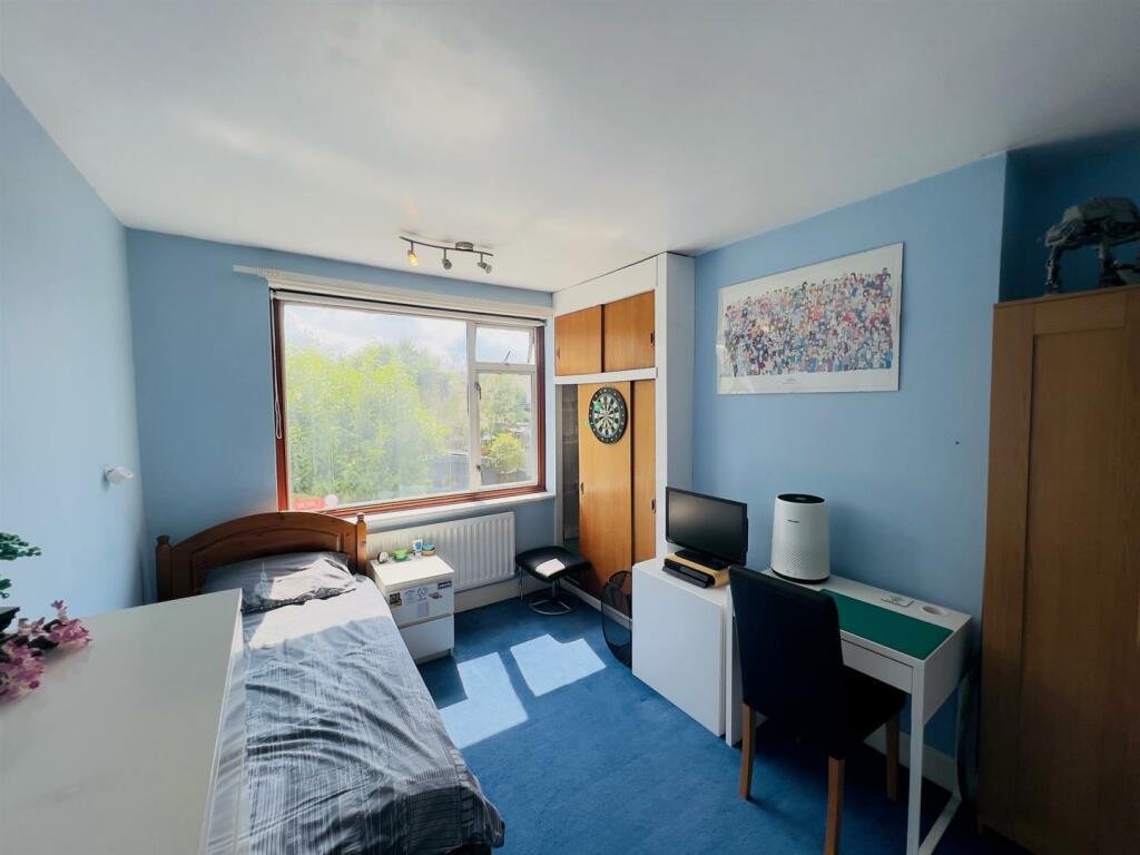 Additional image 6 of Merlin Grove, Beckenham