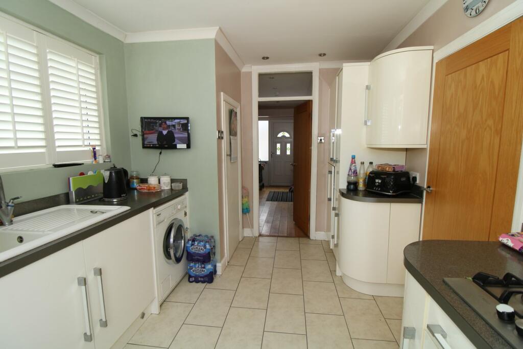 Additional image 11 of The Crescent, West Wickham, BR4