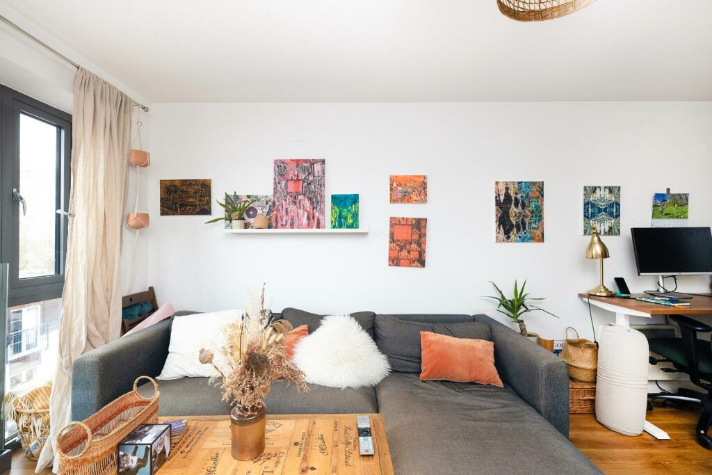 Additional image 4 of Braggs Lane, Old Market