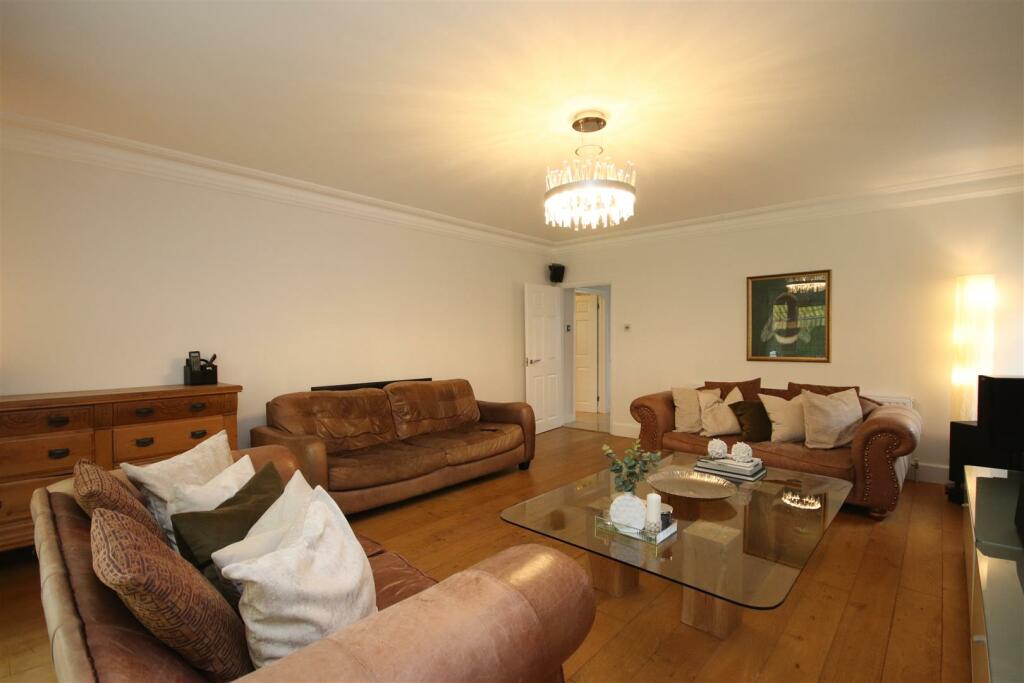 Additional image 11 of Main Road, Hextable, Swanley