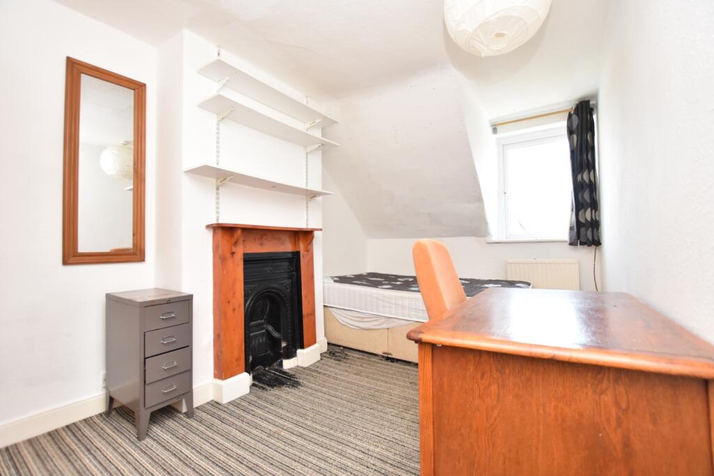 Additional image 4 of Hotwell Road, Upper Maisonette, Pembroke House, Hotwells, BS8 4SA