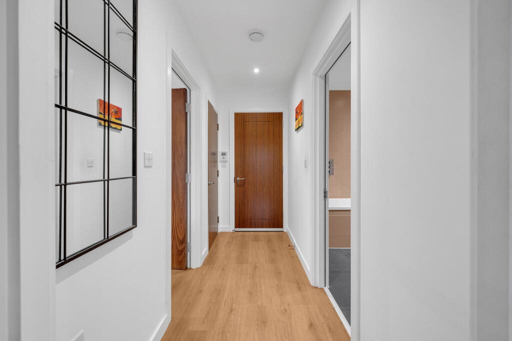 Additional image 12 of Knoll Rise, Orpington, BR6