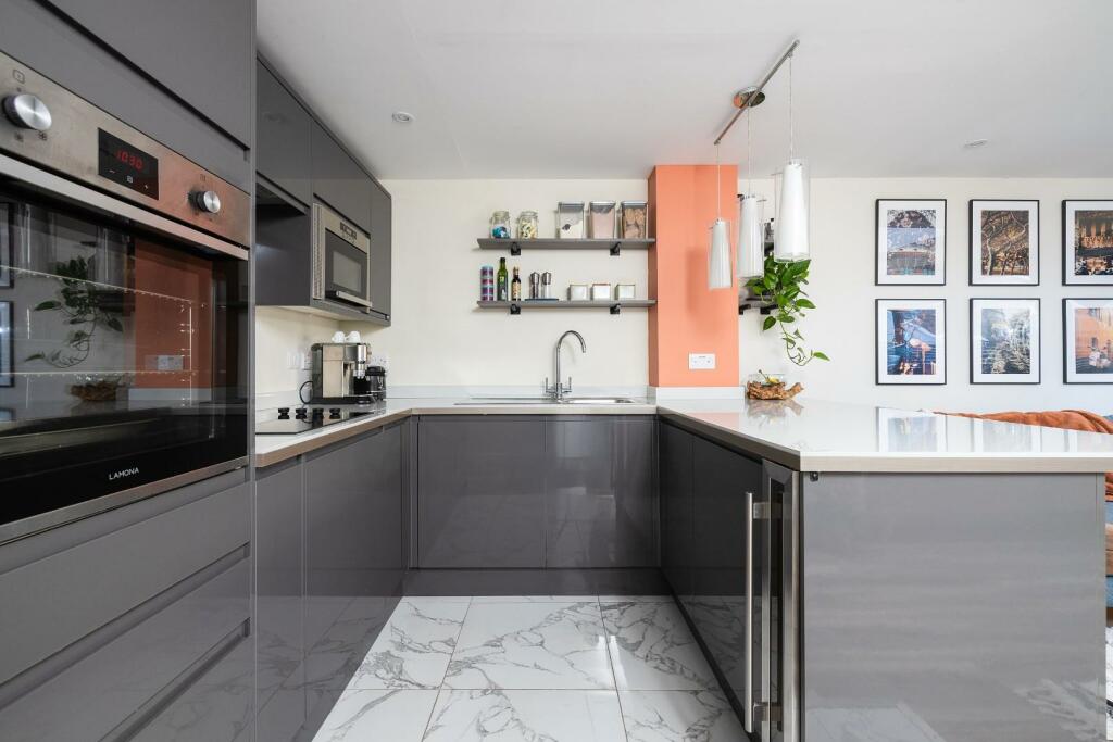 Additional image 7 of Murray Street, Southville