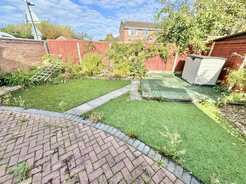 Additional image 17 of Family Home in Cul-De-Sac Location