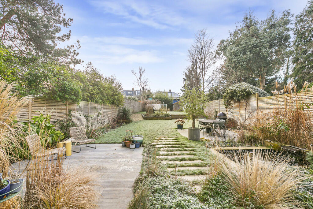 Additional image 12 of Alexandra Crescent, Bromley, BR1