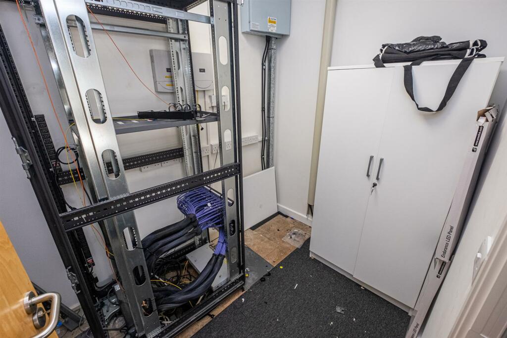 Additional image 31 of FREEHOLD OFFICE BUILDING | BS20